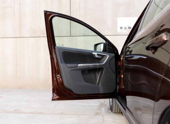 沃尔沃XC60 2015款 T5 智行版 车厢座椅   前门板