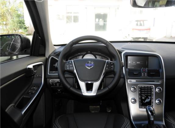 沃尔沃XC60 2015款 T5 AWD 智远版 中控类   驾驶位