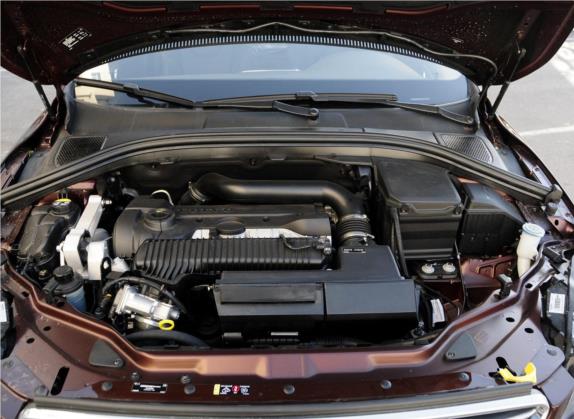 沃尔沃XC60 2015款 T5 AWD 智远版 其他细节类   发动机舱