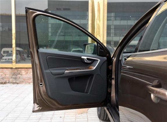 沃尔沃XC60 2015款 T6 AWD 智越版 车厢座椅   前门板