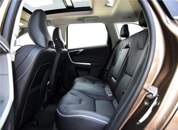 沃尔沃XC60 2016款 T5 AWD 智远版 车厢座椅   后排空间