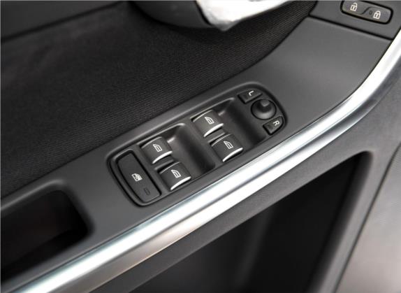 沃尔沃XC60 2016款 T5 智行版 车厢座椅   门窗控制
