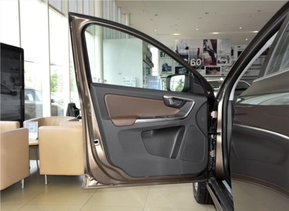 沃尔沃XC60 2017款 T5 AWD 智远版 车厢座椅   前门板