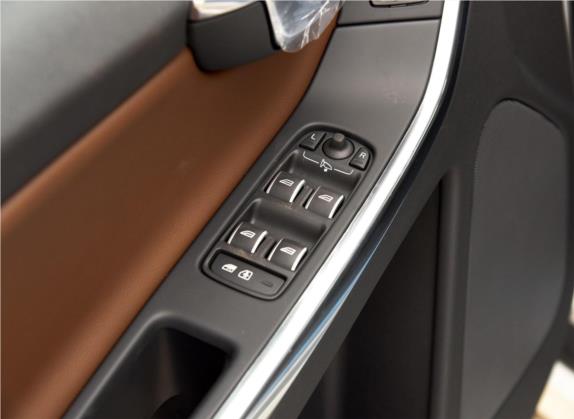 沃尔沃XC60 2017款 T5 AWD 智驭版 车厢座椅   门窗控制