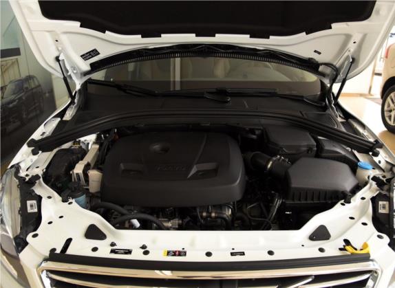 沃尔沃XC60 2017款 T5 AWD 智越版 其他细节类   发动机舱