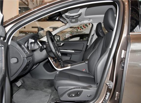 沃尔沃XC60 2017款 T5 智进升级版 车厢座椅   前排空间