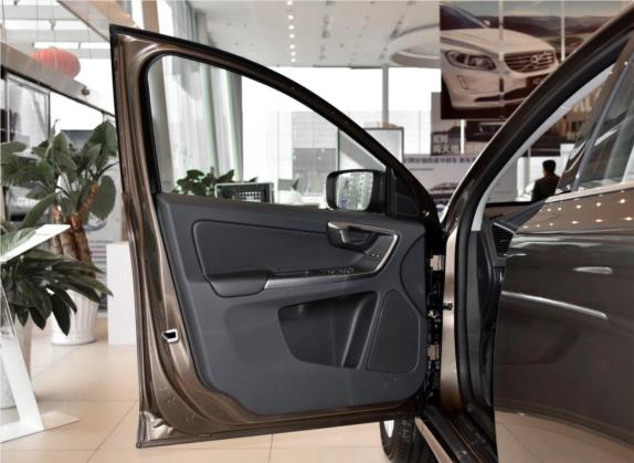 沃尔沃XC60 2017款 T5 智进升级版 车厢座椅   前门板