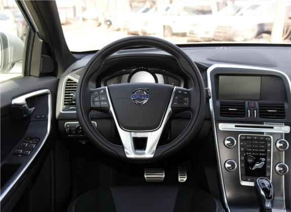 沃尔沃XC60 2017款 T5 AWD 个性运动升级版 中控类   驾驶位