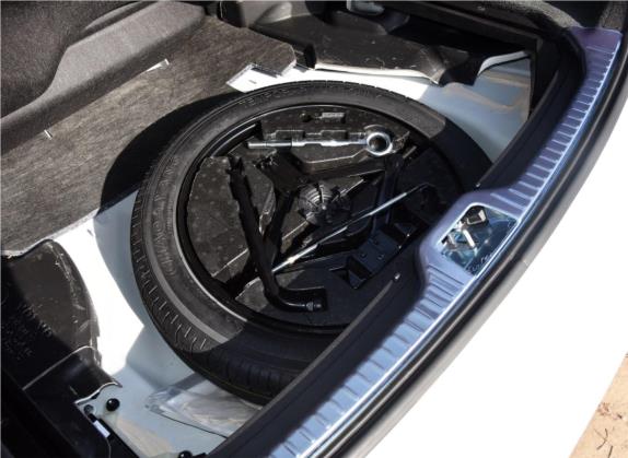 沃尔沃XC60 2017款 T5 AWD 个性运动升级版 其他细节类   备胎