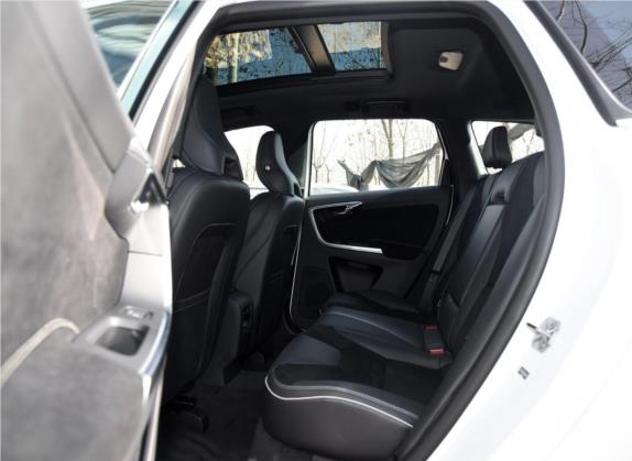 沃尔沃XC60 2017款 T5 AWD 个性运动升级版 车厢座椅   后排空间