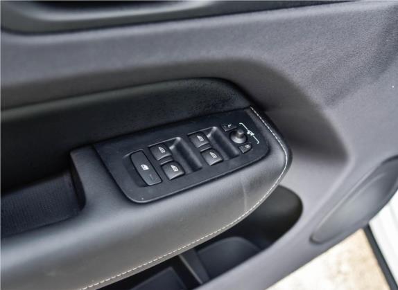 沃尔沃XC60 2018款 T5 四驱智雅豪华版 车厢座椅   门窗控制
