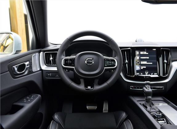 沃尔沃XC60 2018款 T5 四驱智雅运动版 中控类   驾驶位