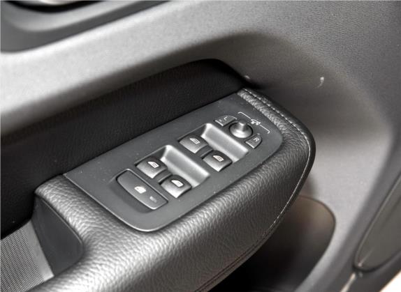 沃尔沃XC60 2019款 T5 四驱智远版 国V 车厢座椅   门窗控制