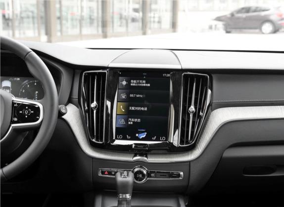 沃尔沃XC60 2019款 T5 四驱智雅豪华版 国V 中控类   中控台