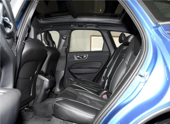 沃尔沃XC60 2019款 T5 四驱智雅运动版 国V 车厢座椅   后排空间