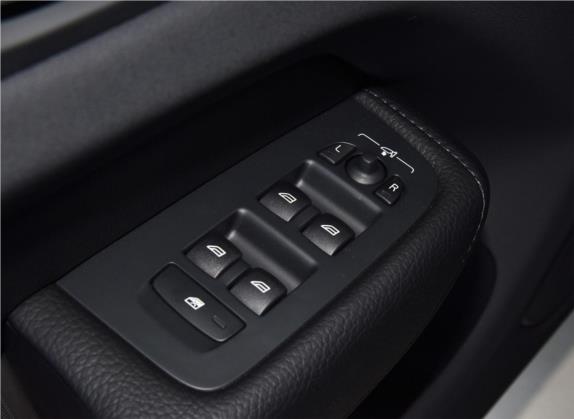 沃尔沃XC60 2019款 T5 四驱智逸版 国VI 车厢座椅   门窗控制