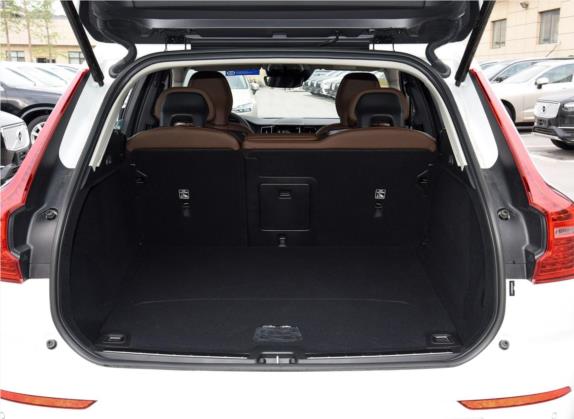 沃尔沃XC60 2019款 T5 四驱智远版 国VI 车厢座椅   后备厢