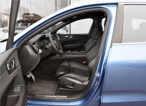 沃尔沃XC60 2019款 T5 四驱智远运动版 国VI 车厢座椅   前排空间