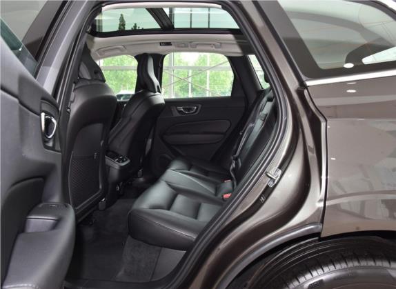 沃尔沃XC60 2019款 T5 四驱智雅豪华版 国VI 车厢座椅   后排空间