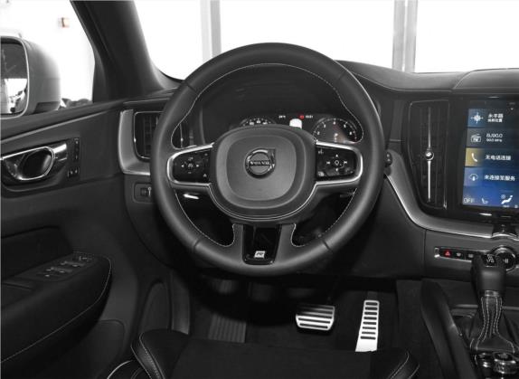 沃尔沃XC60 2019款 T5 四驱智雅运动版 国VI 中控类   驾驶位