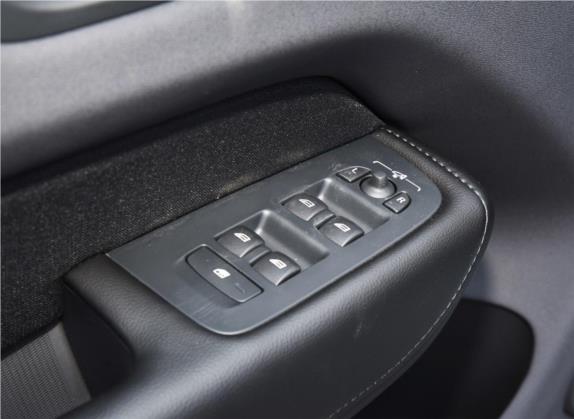 沃尔沃XC60 2020款 T4 智行豪华版 车厢座椅   门窗控制