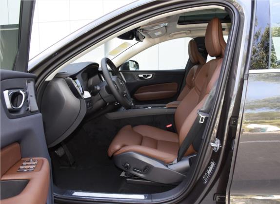 沃尔沃XC60 2020款 T5 四驱智雅豪华版 车厢座椅   前排空间