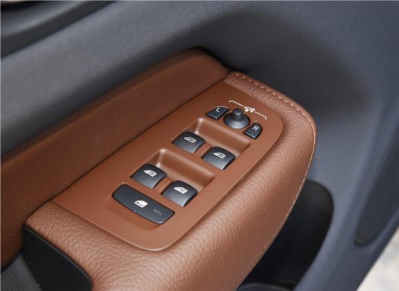 沃尔沃XC60 2020款 T5 四驱智雅豪华版 车厢座椅   门窗控制