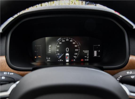 沃尔沃S90 2019款 T5 智逸版 中控类   仪表盘