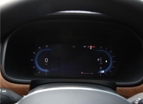 沃尔沃S90 2023款 B5 智逸豪华版 中控类   仪表盘