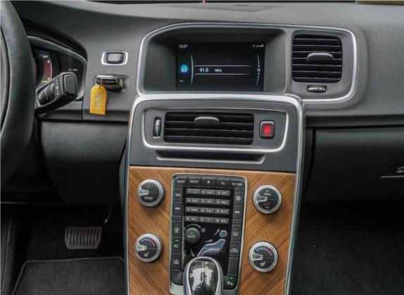 沃尔沃S60新能源 2015款 S60L E驱混动 T6智越版 中控类   中控台