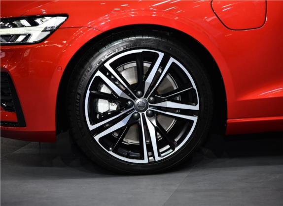 沃尔沃S60新能源 2020款 T8 E驱混动 四驱智雅运动版 其他细节类   前轮