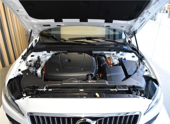 沃尔沃S60新能源 2020款 T8 E驱混动 四驱智逸豪华版 其他细节类   发动机舱