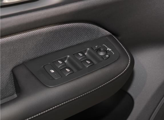 沃尔沃S60新能源 2021款 T8 E驱混动 四驱智雅运动版 车厢座椅   门窗控制