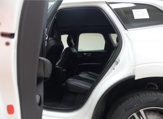 沃尔沃XC60新能源 2018款 T8 E驱混动 智雅运动版 车厢座椅   后排空间