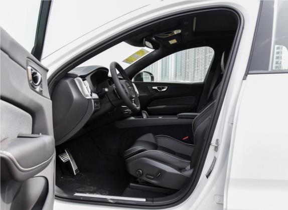 沃尔沃XC60新能源 2020款 T8 E驱混动 智远运动版 车厢座椅   前排空间