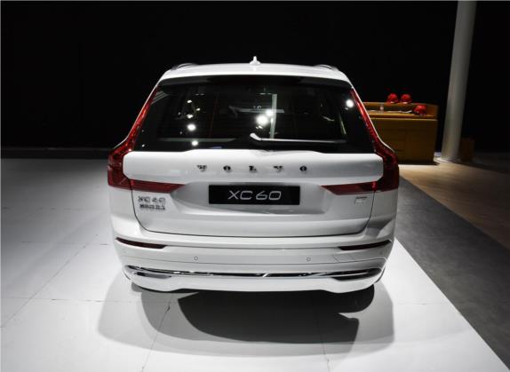 沃尔沃XC60新能源 2022款 T8 插电混动 四驱智雅豪华版 外观   正后