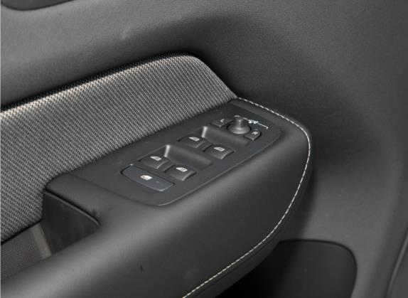 沃尔沃XC60新能源 2022款 T8 插电混动 四驱智远运动版 车厢座椅   门窗控制