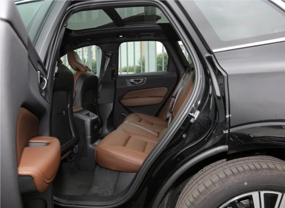 沃尔沃XC60新能源 2022款 T8 插电混动 四驱智远豪华版 车厢座椅   后排空间