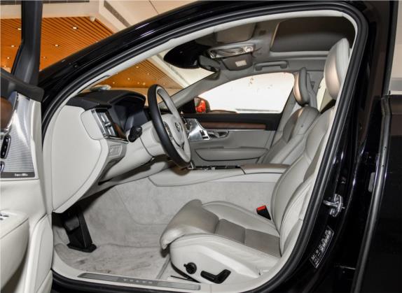 沃尔沃S90新能源 2019款 T8 E驱混动 荣誉版 4座 国V 车厢座椅   前排空间
