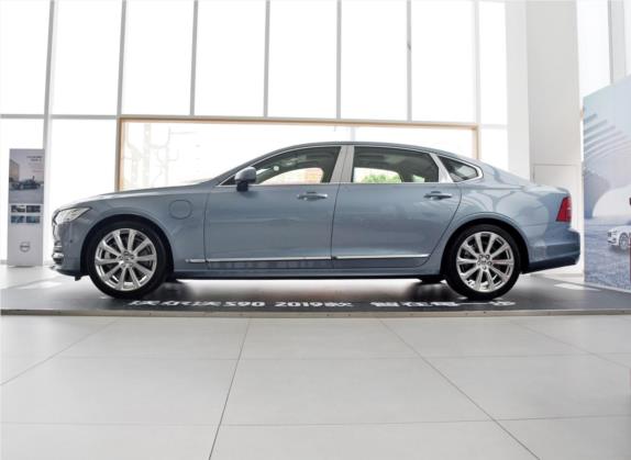 沃尔沃S90新能源 2019款 T8 E驱混动 荣誉版 3座 国V 外观   正侧