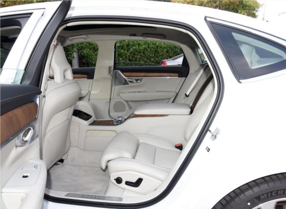 沃尔沃S90新能源 2019款 T8 E驱混动 荣誉版 3座 国VI 车厢座椅   后排空间
