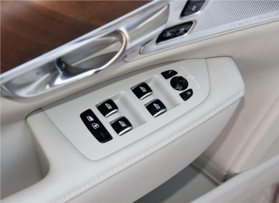 沃尔沃S90新能源 2019款 T8 E驱混动 荣誉版 3座 国VI 车厢座椅   门窗控制