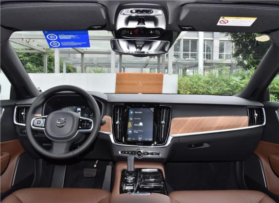 沃尔沃S90新能源 2021款 T8 E驱混动 智逸豪华版 中控类   中控全图