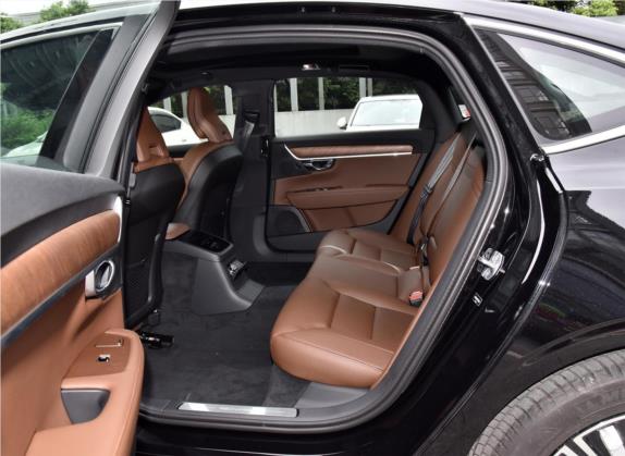 沃尔沃S90新能源 2021款 T8 E驱混动 智逸豪华版 车厢座椅   后排空间