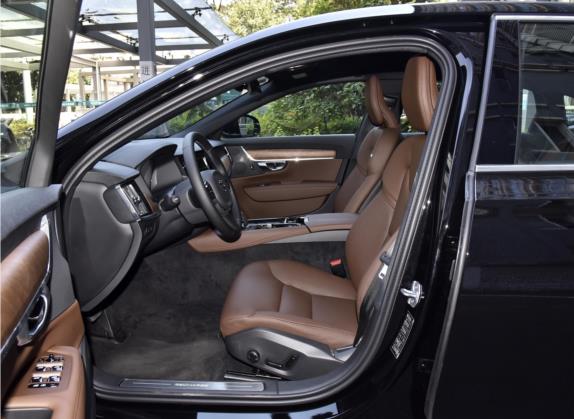沃尔沃S90新能源 2022款 T8 E驱混动 智逸豪华版 车厢座椅   前排空间