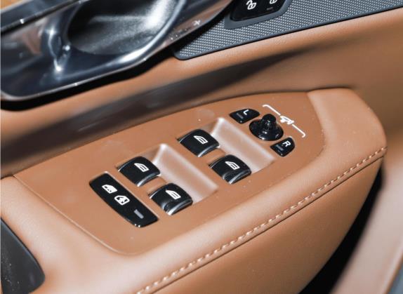 沃尔沃S90新能源 2023款 T8插电式混合动力 四驱长续航智逸豪华版 车厢座椅   门窗控制