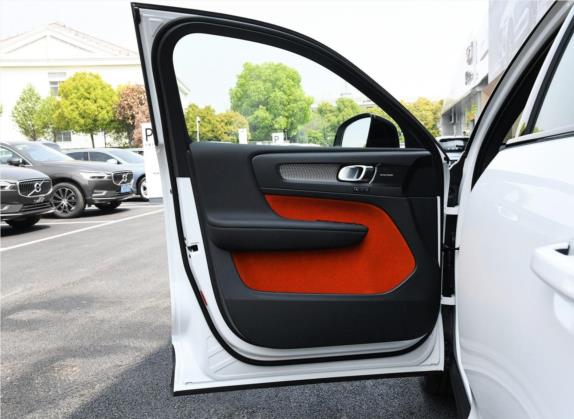 沃尔沃XC40 2020款 T5 四驱智雅运动版 车厢座椅   前门板