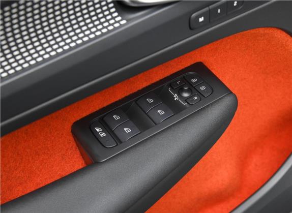 沃尔沃XC40 2020款 T5 四驱智雅运动版 车厢座椅   门窗控制