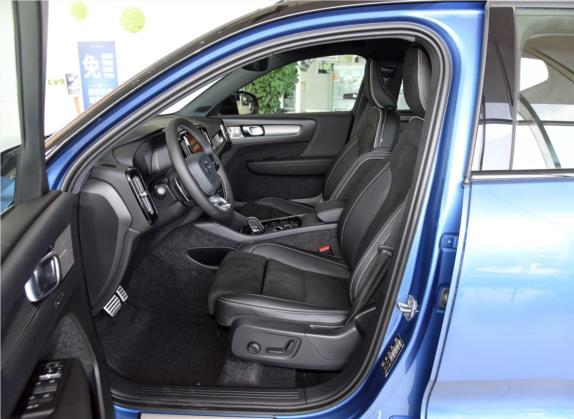 沃尔沃XC40 2020款 改款 T5 四驱智雅运动版 车厢座椅   前排空间