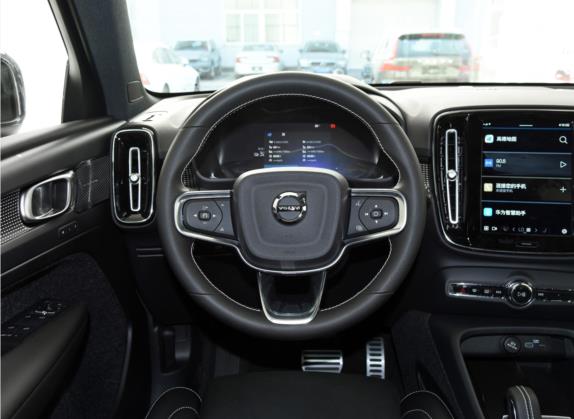 沃尔沃XC40新能源 2021款 P8 纯电 四驱智雅运动版 中控类   驾驶位